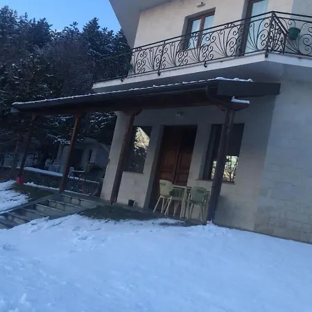 Lendina E Qete Отель Razem