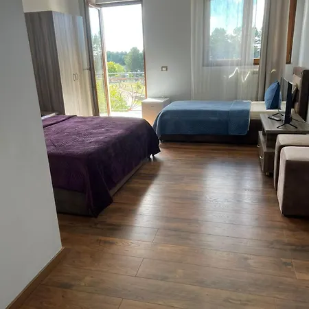 Отель Lendina E Qete Razem