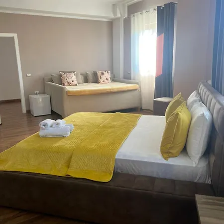 Lendina E Qete Szálloda Razëm
