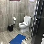 Lendina E Qete * Razëm