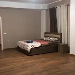 Hotell Lendina E Qete *