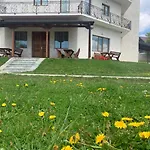 Lendina E Qete Hotell