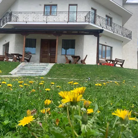 Lendina E Qete * Razëm