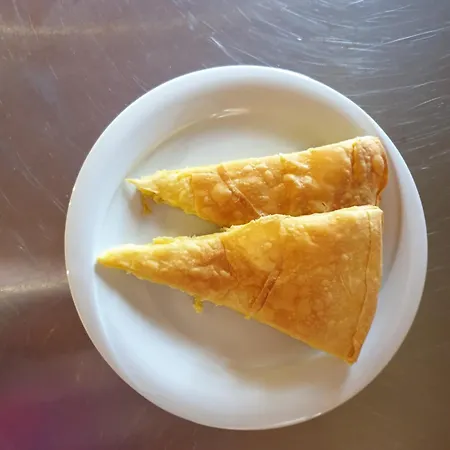 Lendina E Qete * Razëm