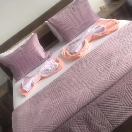 Lendina E Qete Otel Razëm