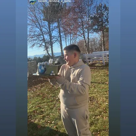 فندق Lendina E Qete Razëm