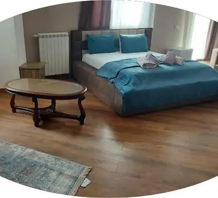 Hotel Lendina E Qete *