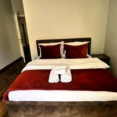 Lendina E Qete * Razëm