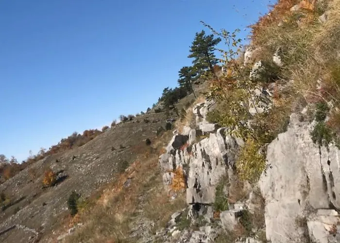 Lendina E Qete Hotel