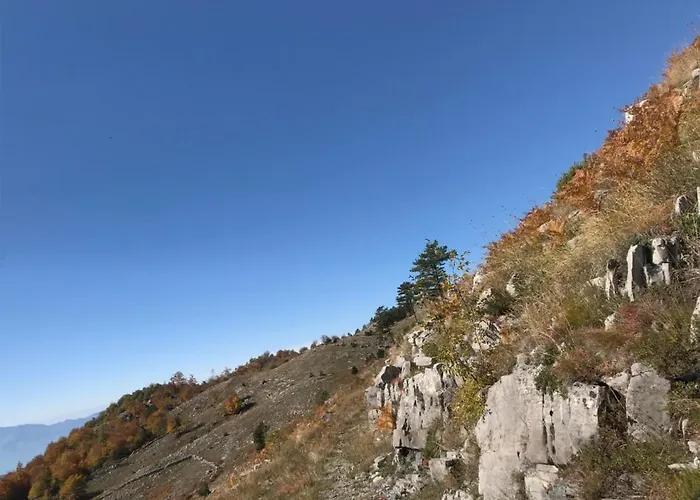 Hotel Lendina E Qete *