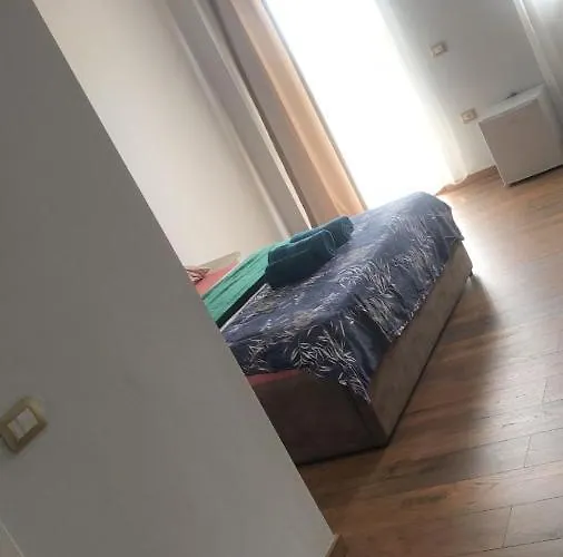 Lendina E Qete Razëm