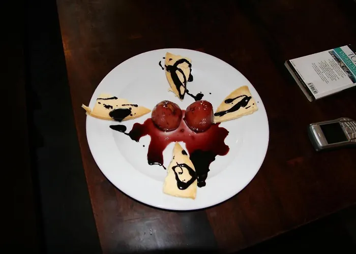 Lendina E Qete Hotel *