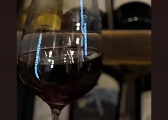 Lendina E Qete Hotel